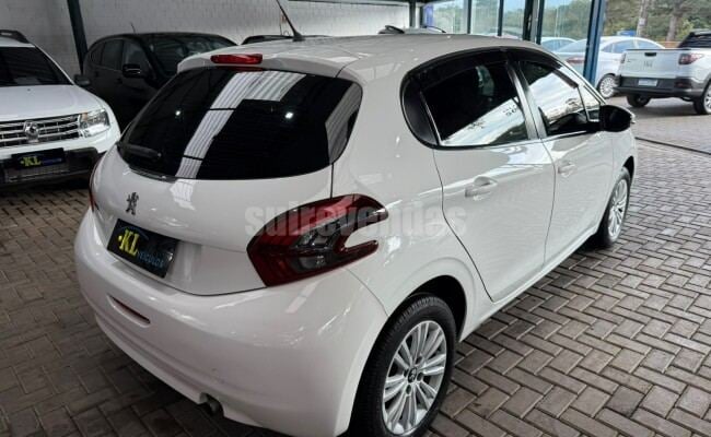 Peugeot 208 ACTIVE MT