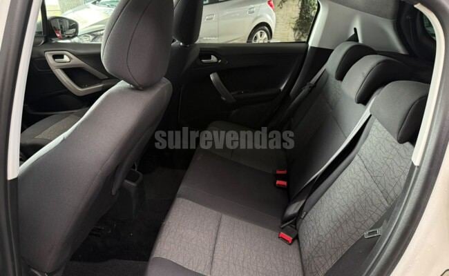 Peugeot 208 ACTIVE MT