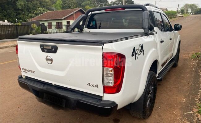 Nissan FRONTIER