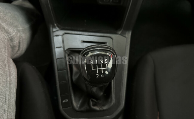 Volkswagen Polo Track 1.0 Flex 12V 5p