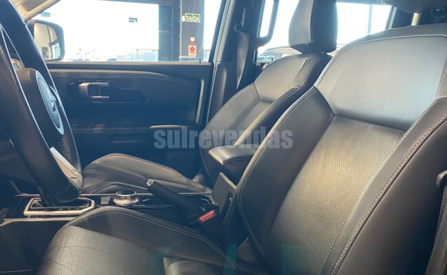Mitsubishi TRITON HPE