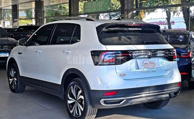 Volkswagen T-CROSS 1.4 250 TSI TOTAL FLEX HIGHLINE AUTOMÁTICO