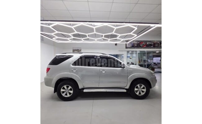 Toyota HILUX SW4