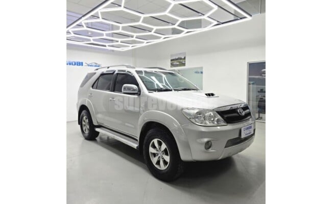 Toyota HILUX SW4
