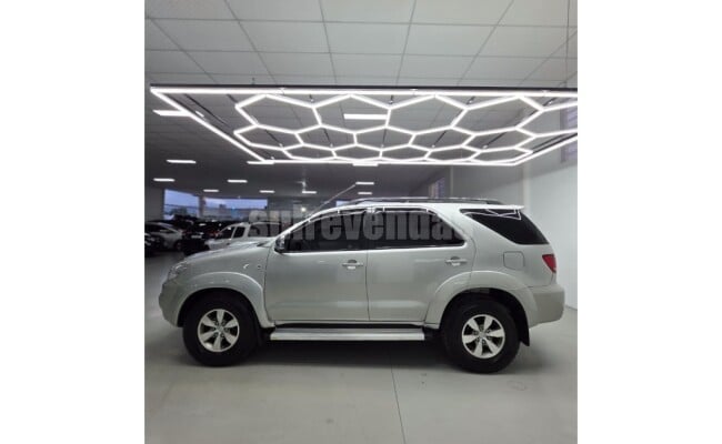 Toyota HILUX SW4