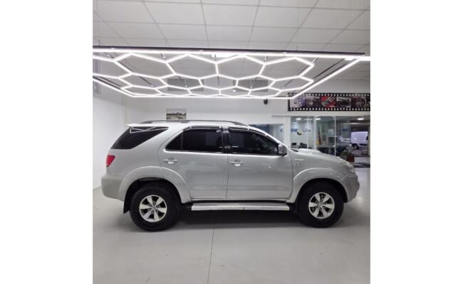 Toyota HILUX SW4