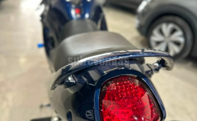 Suzuki GSX 750 F