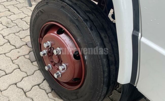 Mercedes-Benz 709