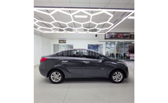 Hyundai HB20S