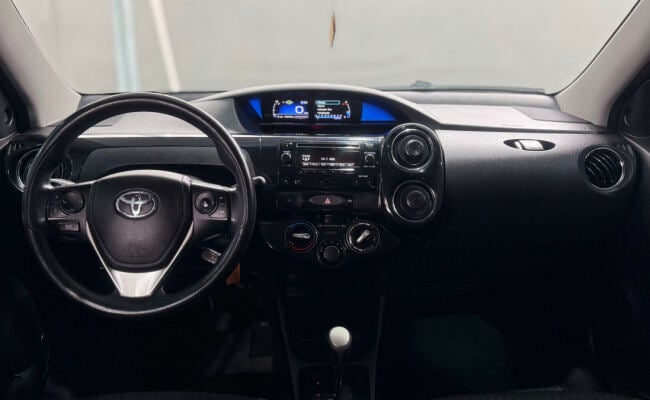 Toyota ETIOS X Plus Sedan 1.5 Flex 16V 4p Mec.