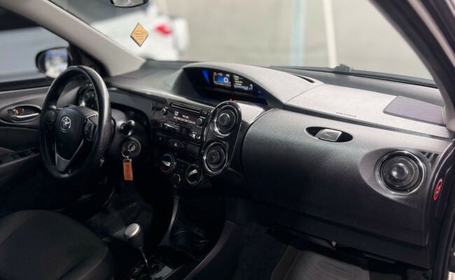 Toyota ETIOS X Plus Sedan 1.5 Flex 16V 4p Mec.