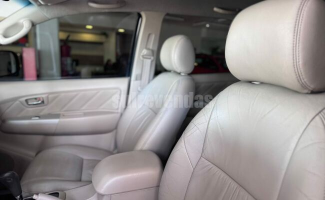 Toyota HILUX SW4