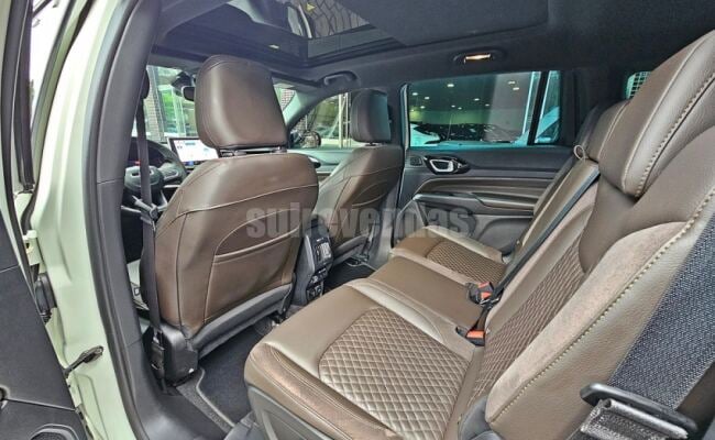 Jeep COMMANDER 2.0 TD380 TURBO DIESEL OVERLAND AT9