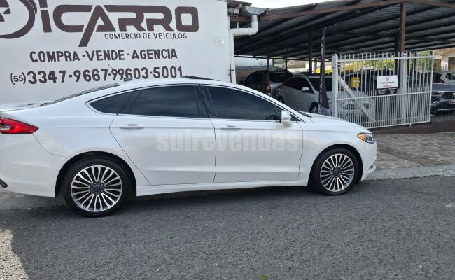 Ford FUSION