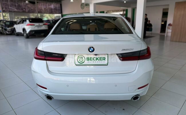 BMW 320i