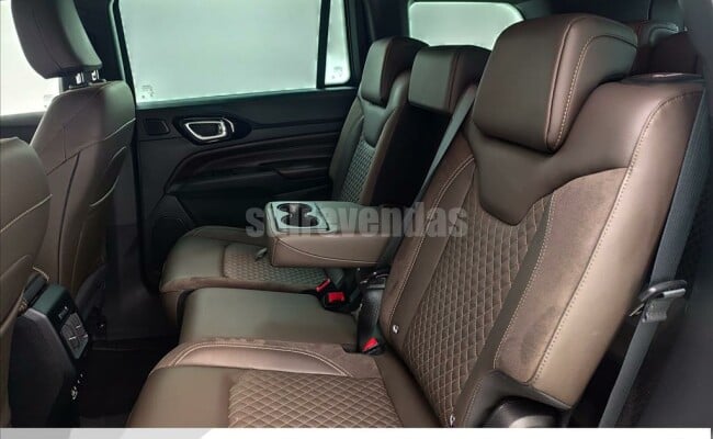 Jeep COMMANDER