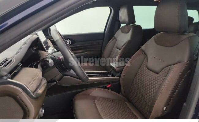Jeep COMMANDER