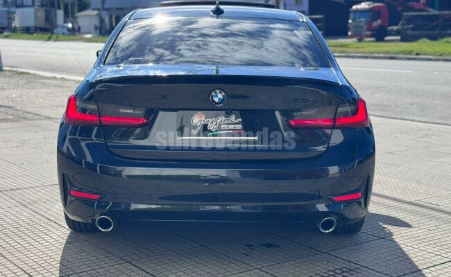 BMW 320I