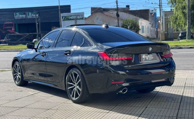 BMW 320I
