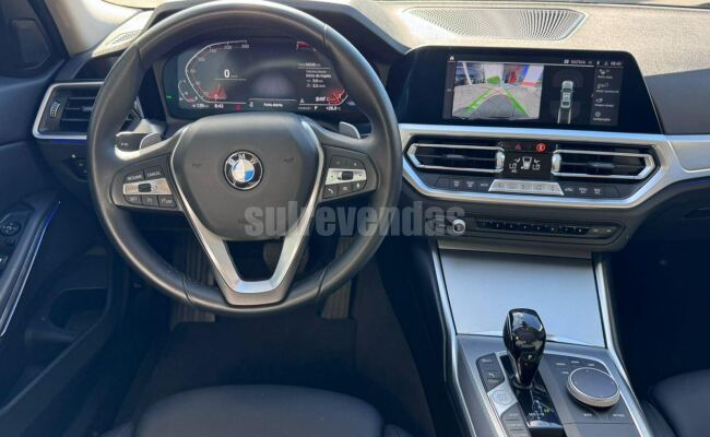 BMW 320I
