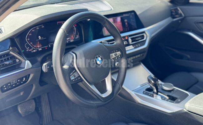 BMW 320I