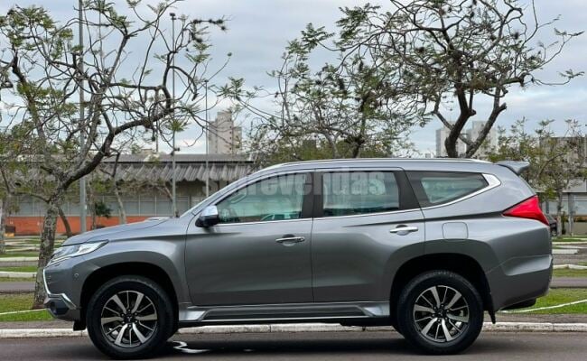 Mitsubishi PAJERO SPORT 2.4 HPE + PACK CONFORT