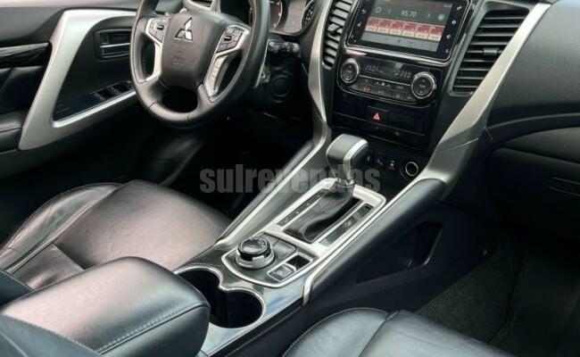 Mitsubishi PAJERO SPORT 2.4 HPE + PACK CONFORT