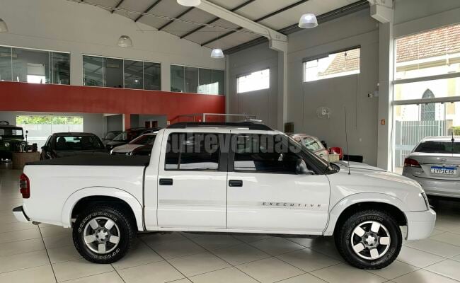 Chevrolet S10 PICK-UP EXEC. 2.8 4X4 CD TB INT.DIES