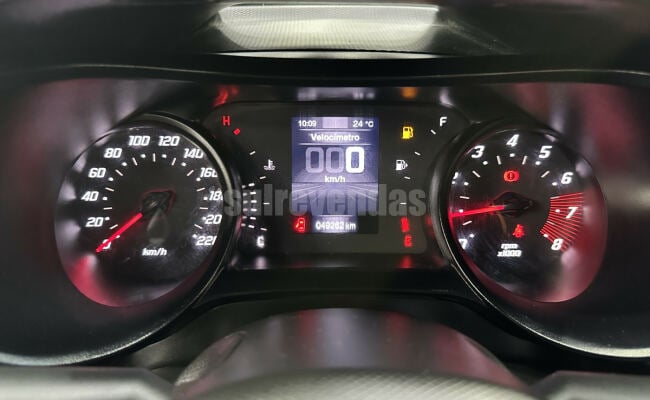 Fiat ARGO TREKKING 1.3 8V Flex