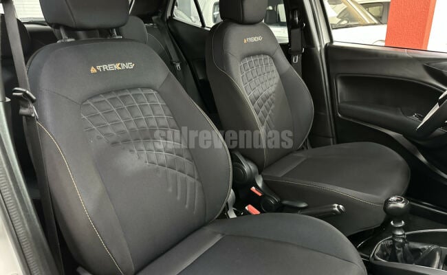 Fiat ARGO TREKKING 1.3 8V Flex