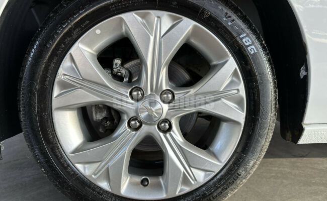 Chevrolet ONIX SEDAN Plus LTZ 1.0 12V TB Flex Mec.