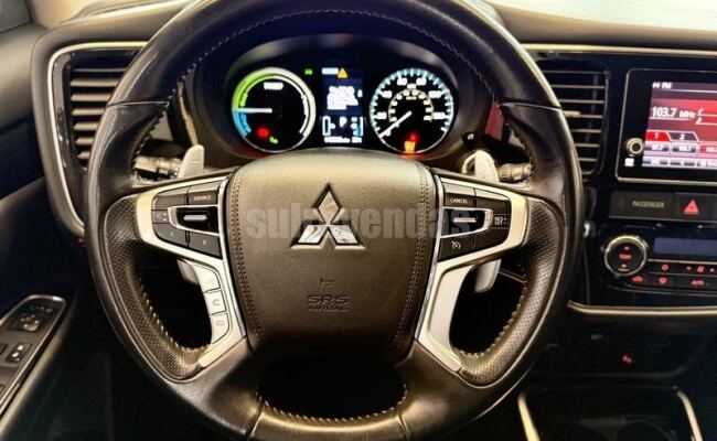 Mitsubishi outlander phev hybrid 2.0 16v 4x4 aut