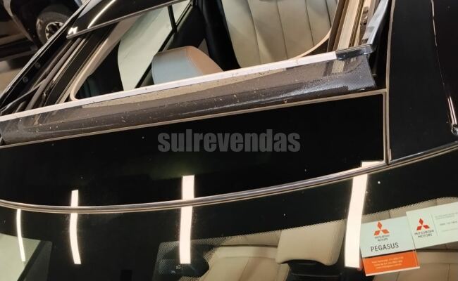 Mitsubishi ECLIPSE CROSS HPE S