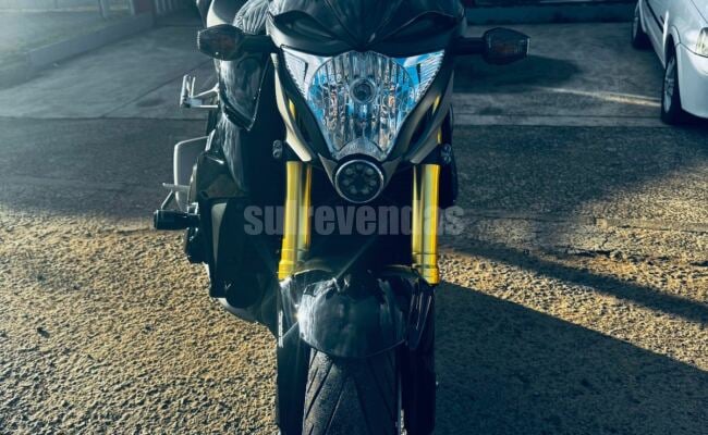 Honda CB 1000R