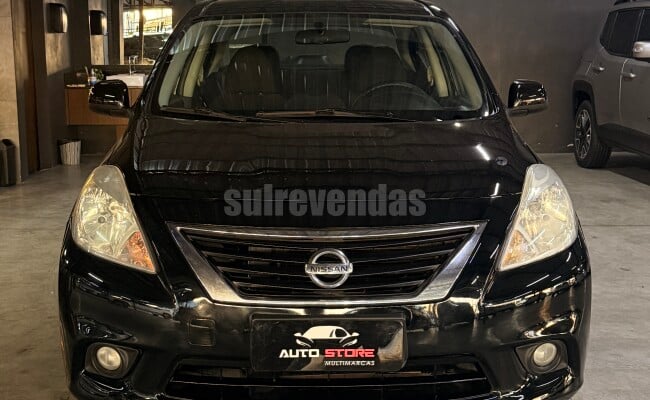 Nissan VERSA