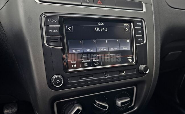 Volkswagen FOX 1.6 MSI TOTAL FLEX CONNECT 4P MANUAL
