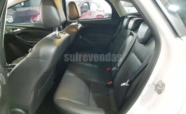 Ford FOCUS 2.0 TITANIUM PLUS 16V FLEX 4P POWERSHIFT