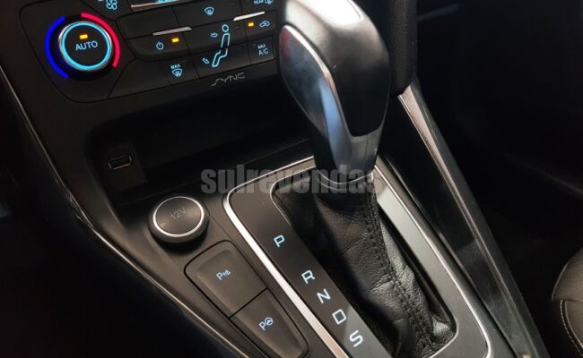 Ford FOCUS 2.0 TITANIUM PLUS 16V FLEX 4P POWERSHIFT