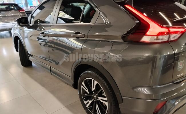 Mitsubishi ECLIPSE CROSS HPE