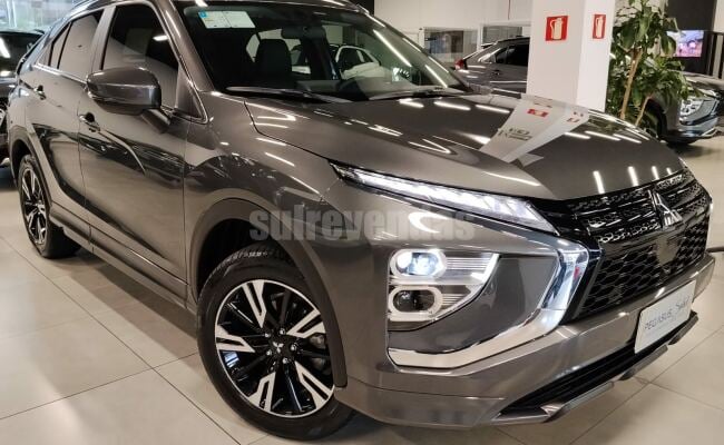 Mitsubishi ECLIPSE CROSS HPE