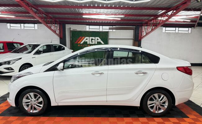 Hyundai HB20S