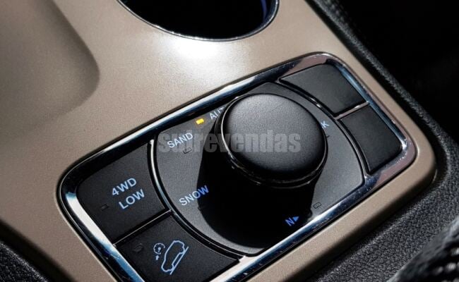 Jeep GRAND CHEROKEE 3.0 LIMITED 4X4 V6 24V TURBO DIESEL 4P AUTOMÁTICO