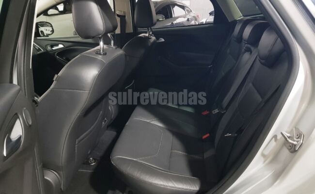Ford FOCUS 2.0 TITANIUM 16V FLEX 4P POWERSHIFT