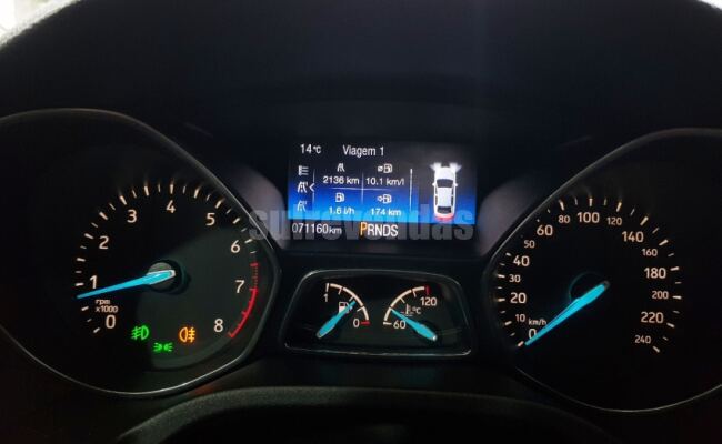 Ford FOCUS 2.0 TITANIUM 16V FLEX 4P POWERSHIFT