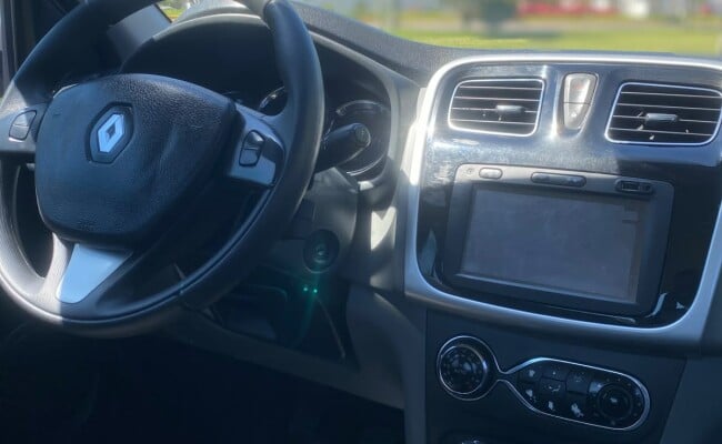 Renault LOGAN EXPRESSION HI-FLEX 1.6 8V 4P