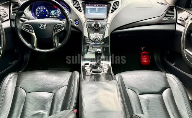 Hyundai AZERA 3.0 V6 24V 4P AUT.