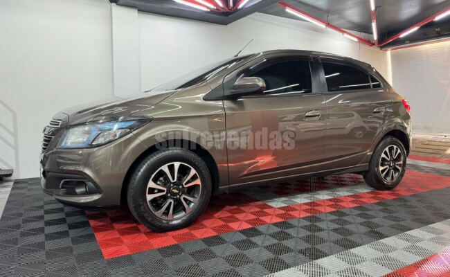 Chevrolet ONIX HATCH LTZ 1.4 8V FlexPower 5p Mec.