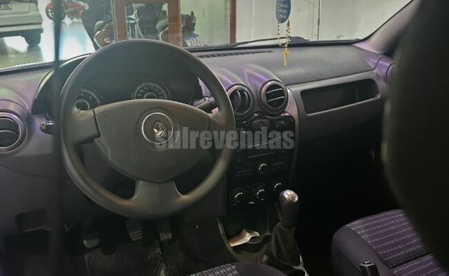 Renault SANDERO EXPRESSION HI-FLEX 1.6 8V 5P