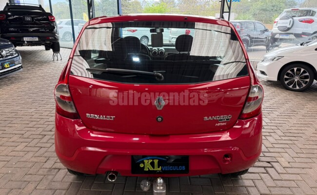 Renault SANDERO