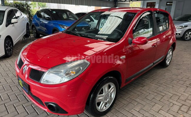 Renault SANDERO